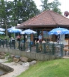 See Pavillion Pizzeria & Kebap